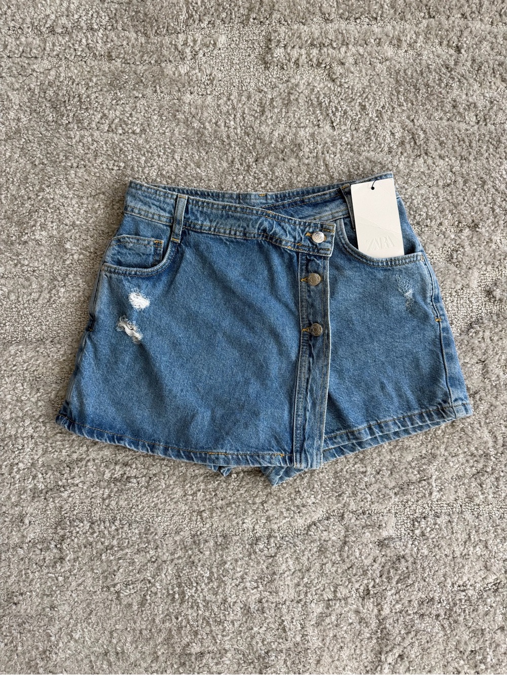 NWT Zara Size Small Button Denim Skort